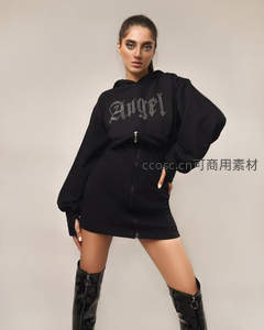 酷黑Angel连帽裙配长靴造型