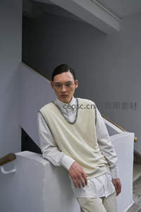 楼梯间文艺男装造型