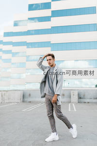 都市天台时尚型男写真