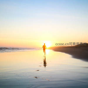 日落时分海滩奔跑剪影