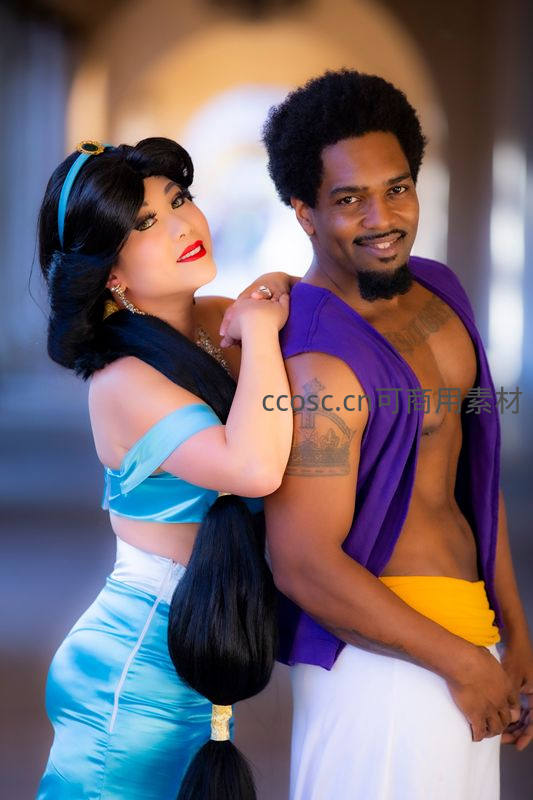 阿拉丁与茉莉公主甜蜜同框