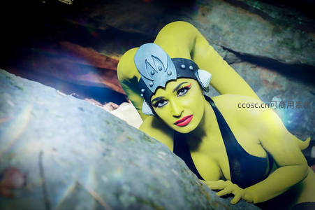 绿肤女战士岩洞探秘