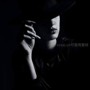 黑帽神秘女郎，光影中的优雅姿态