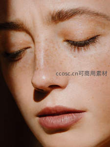 光影中的细腻肌肤