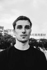 黑白艺术青年肖像