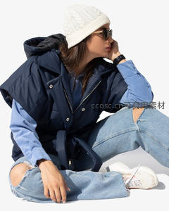 冬季休闲风坐姿穿搭