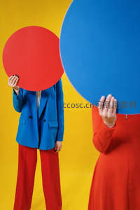 色彩碰撞中的抽象人像创意摄影