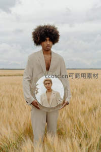 麦田中的镜像时尚