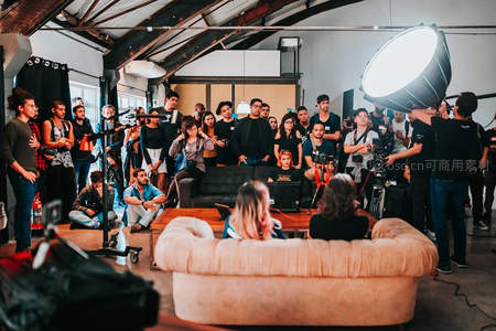 影视拍摄现场幕后工作实录