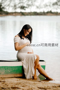 湖畔小舟孕妈温柔时刻