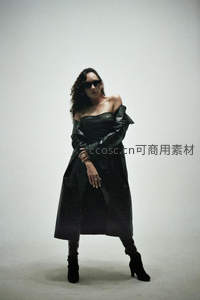 黑衣墨镜女郎时尚写真