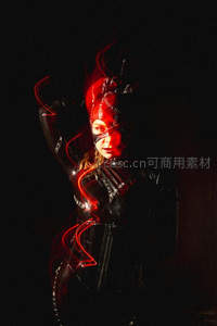 红光舞者暗夜魅影