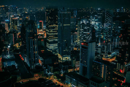 夜幕下的都市灯火辉煌