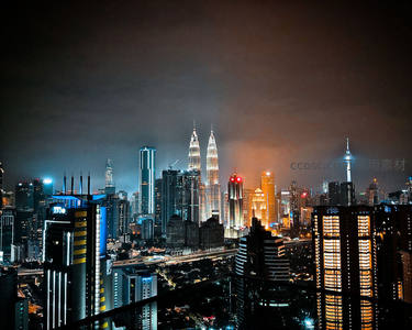 吉隆坡双子塔夜景全景航拍