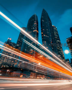 流光溢彩的都市动脉