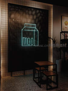 牛奶盒霓虹灯饰点亮简约咖啡馆