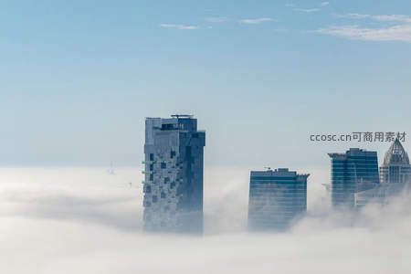 云海之上的摩天大楼群