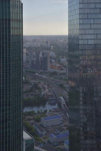 双塔夹缝间窥见莫斯科城市全景