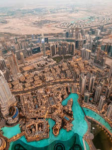 迪拜棕榈岛鸟瞰全景与人工水道