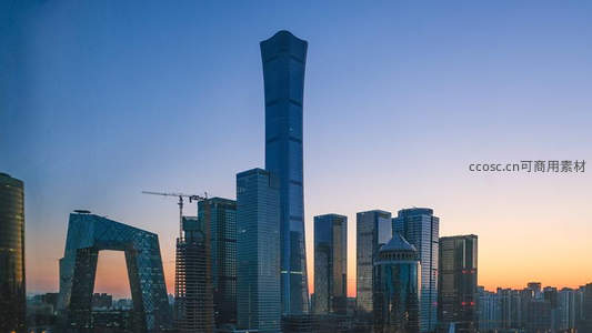北京国贸CBD日落时分的剪影美景