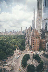 都市丛林中的绿色心脏，中央公园鸟瞰