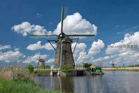 荷兰运河边经典风车群落风光