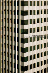 摩天大楼玻璃幕墙光影交错细节