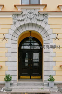 古典建筑拱形大门