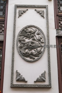 白墙灰雕龙腾图，中式建筑墙面艺术精品