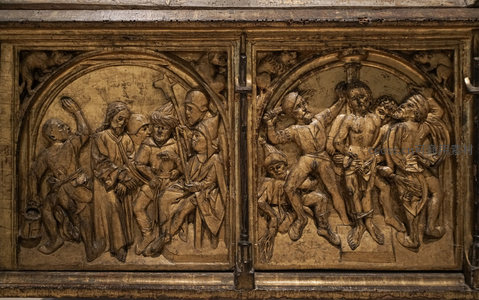 宗教浮雕展现圣经人物故事