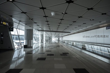 现代机场廊道的几何美学空间