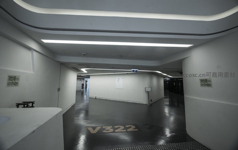 空无一人的科技风通道