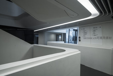 流线型办公空间设计美学