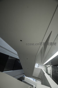 建筑内部挑高空间的结构美感