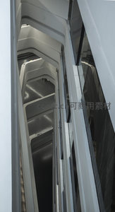 垂直空间中的建筑结构韵律