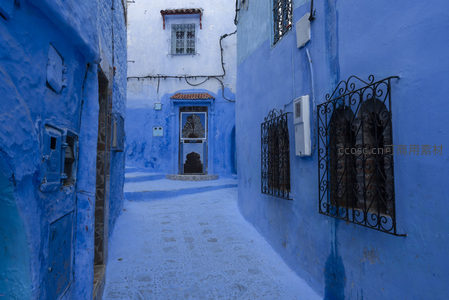 蓝色迷宫巷道，摩洛哥舍夫沙万的静谧时光
