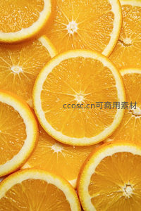 新鲜橙子切片特写，饱满多汁的果肉纹理