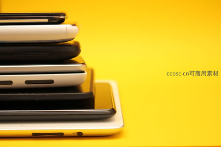 堆叠智能手机展示图