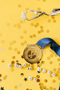 永不放弃：金牌与励志短语