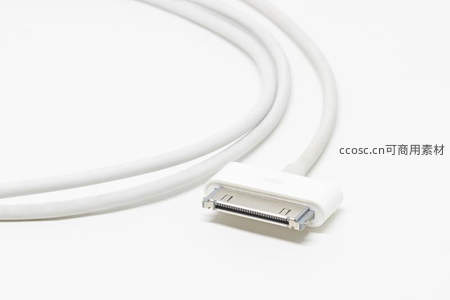 白色数据线特写展现科技细节