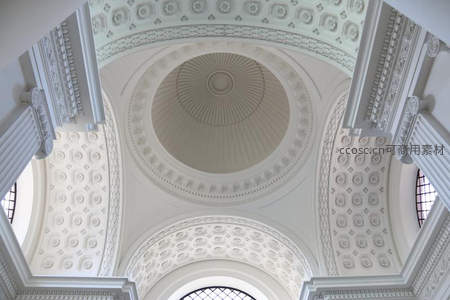 穹顶华章：古典建筑的精美天花板