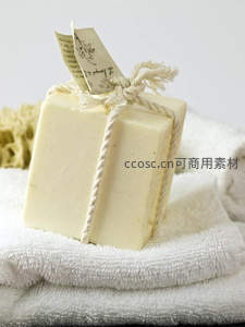 手工香皂：麻绳系标签的温馨礼物