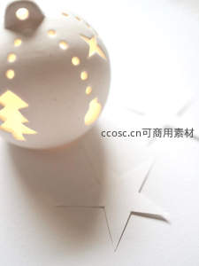 镂空陶瓷灯饰投射温暖星光