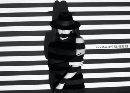 条纹光影下戴帽女子神秘优雅