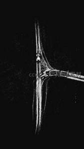 夜间高速路口车流轨迹航拍