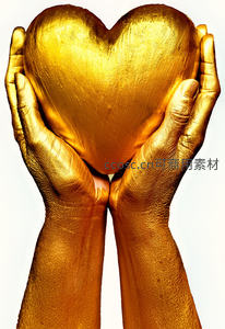 金色双手捧起爱的心形