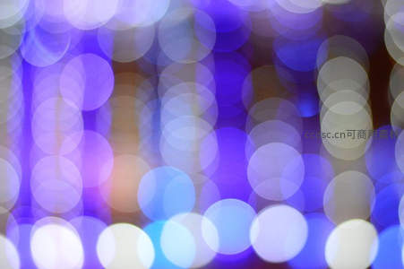 梦幻光斑背景紫蓝交融营造浪漫氛围