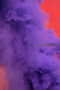 紫雾升腾，橙红背景映衬梦幻烟云