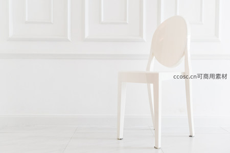 极简主义白色透明椅