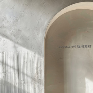 阳光洒落的拱形墙面